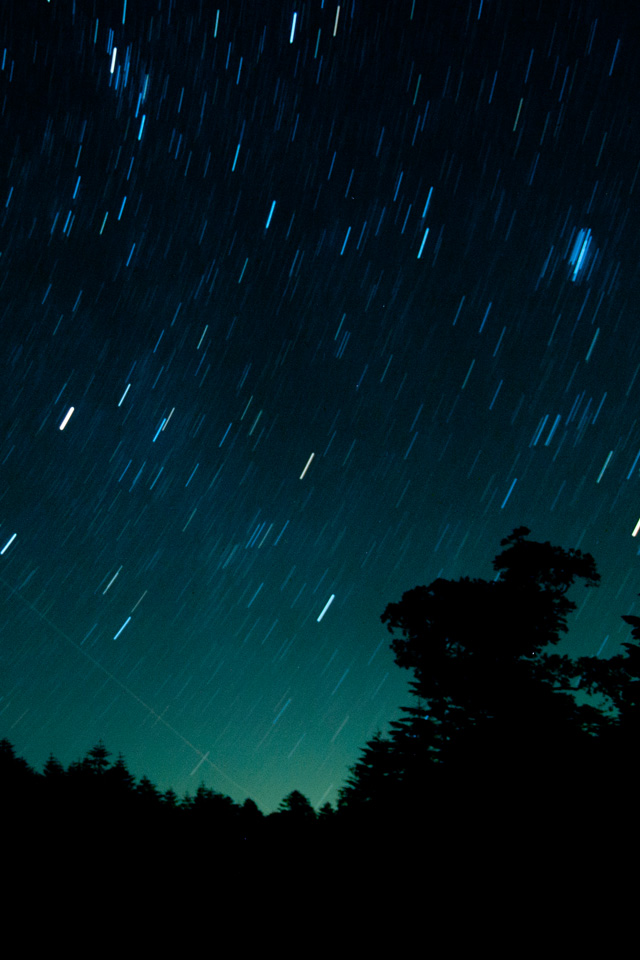 北八ヶ岳の夜空　星空　スマートフォン壁紙