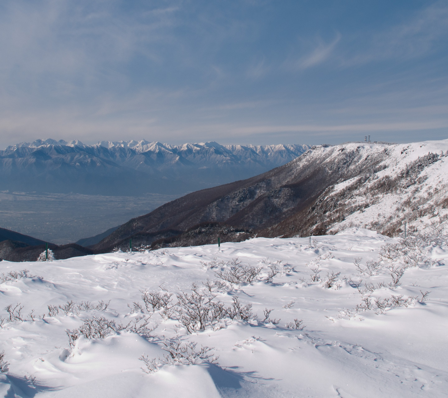 穂高と槍ヶ岳の景色　雪景色（美ヶ原）　スマートフォン壁紙