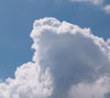 夏の雲　入道雲（積乱雲）　スマートフォン壁紙