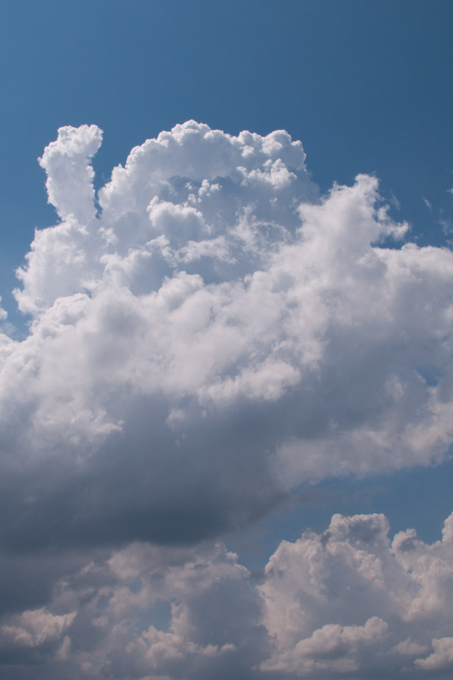 夏の雲　夏の雲　スマートフォン壁紙