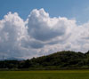 夏の雲　里山と入道雲　スマートフォン待ち受け