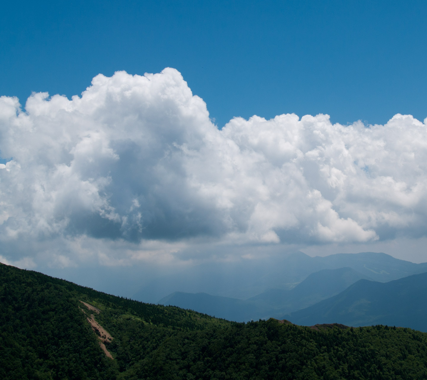 四阿山山麓の積乱雲　夏の雲　スマートフォン壁紙