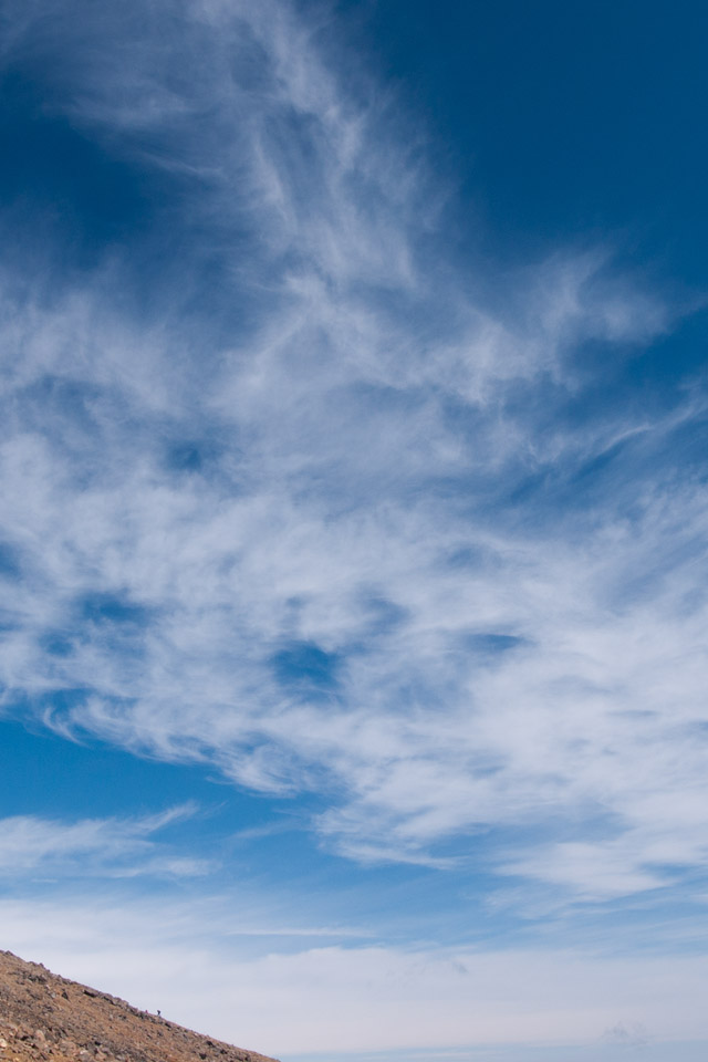 すじ雲　秋の雲　スマートフォン壁紙