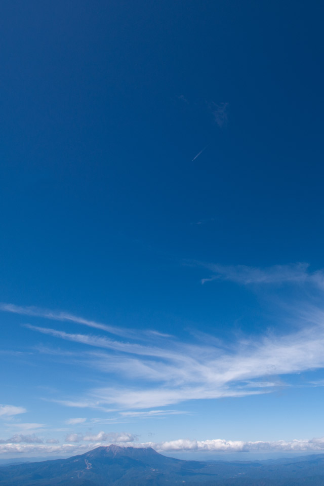 すじ雲　秋の雲　スマートフォン壁紙