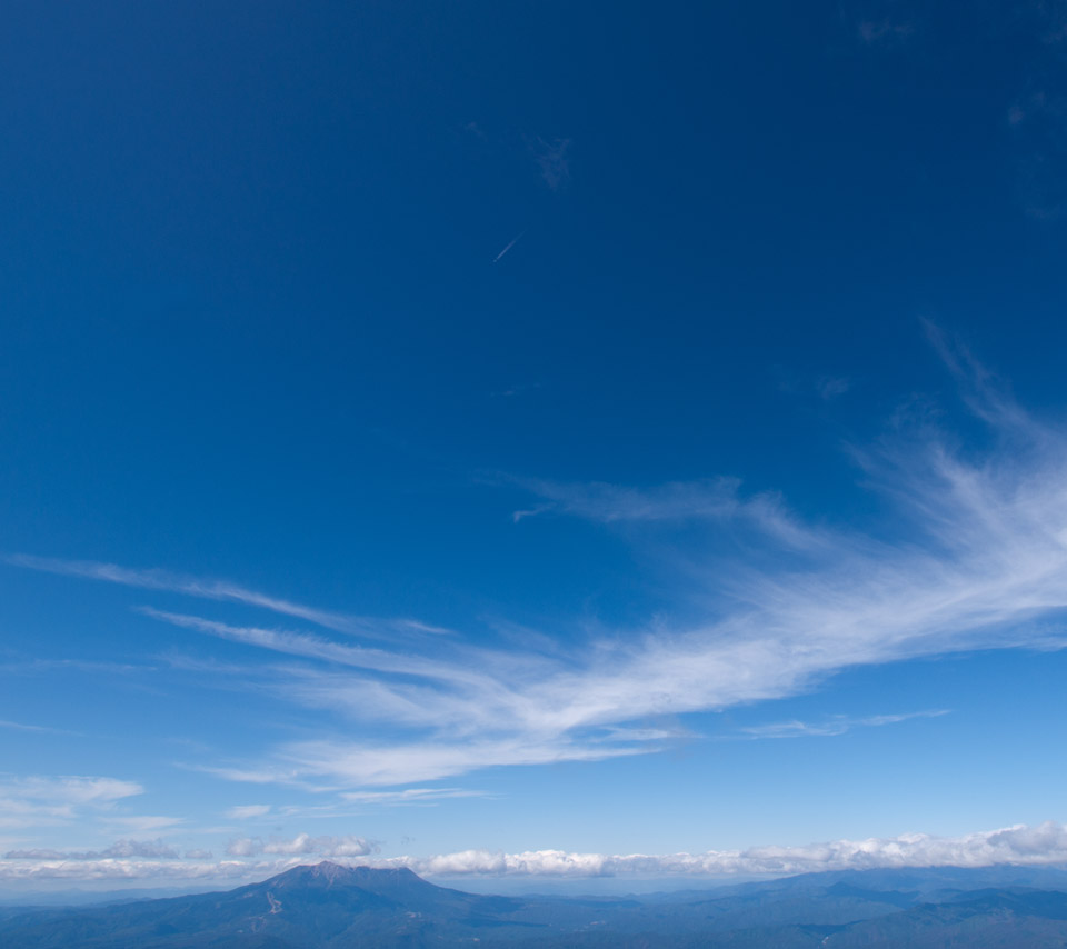 すじ雲　秋の雲　スマートフォン壁紙