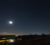 お月さまと星空　月夜の景色のスマートフォン壁紙