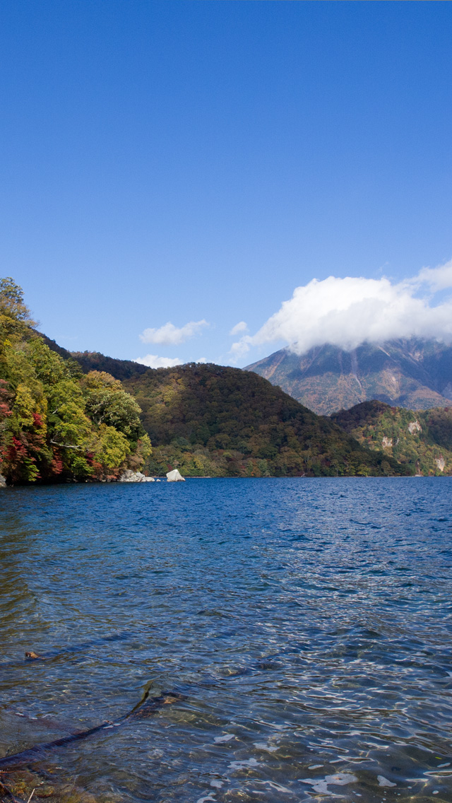 秋の中禅寺湖　湖・川　スマートフォン壁紙