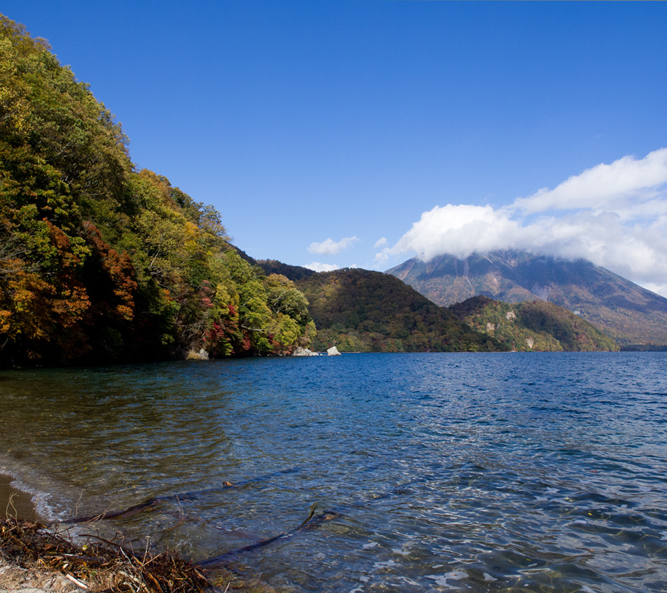 秋の中禅寺湖　湖・川　スマートフォン壁紙